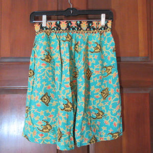 COTTON EXPRESS LIGHTWEIGHT RAYON SHORTS Small